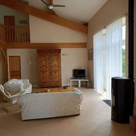 De Caractere 12 Personnes * Caumont (Gironde)