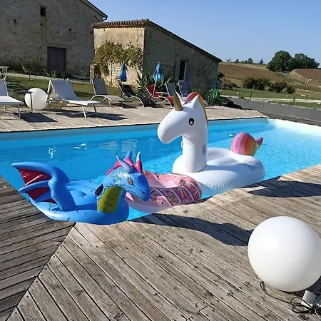 度假居 Grand Gironde 12 Personnes